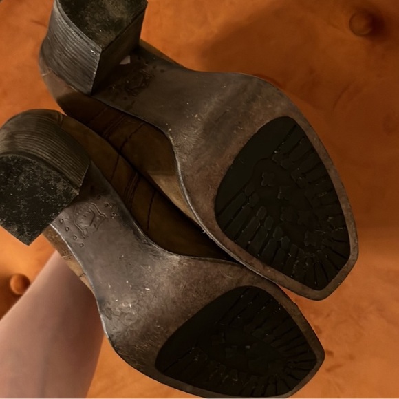 EUC! Trask leather square toe heeled booties - Picture 7 of 7